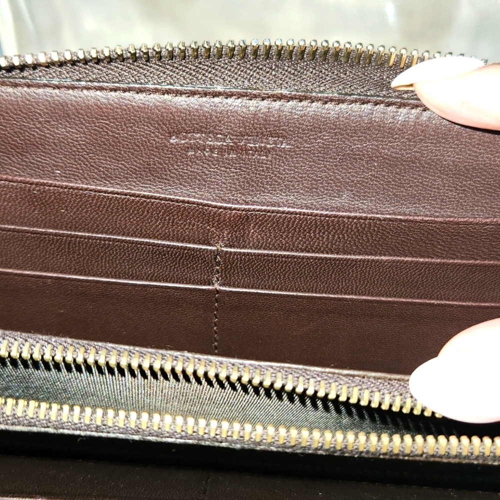 Bottega Veneta Elegant Dark Brown Woven Leather Wallet - Picture 4 of 5